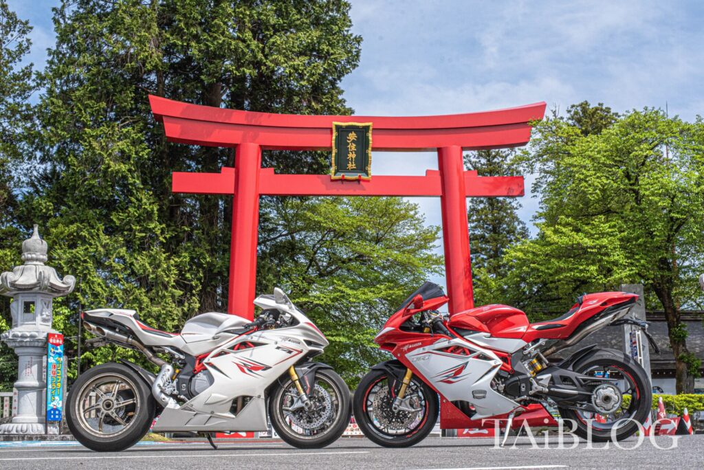 MVアグスタF4２台でバイク神社（安住神社）３